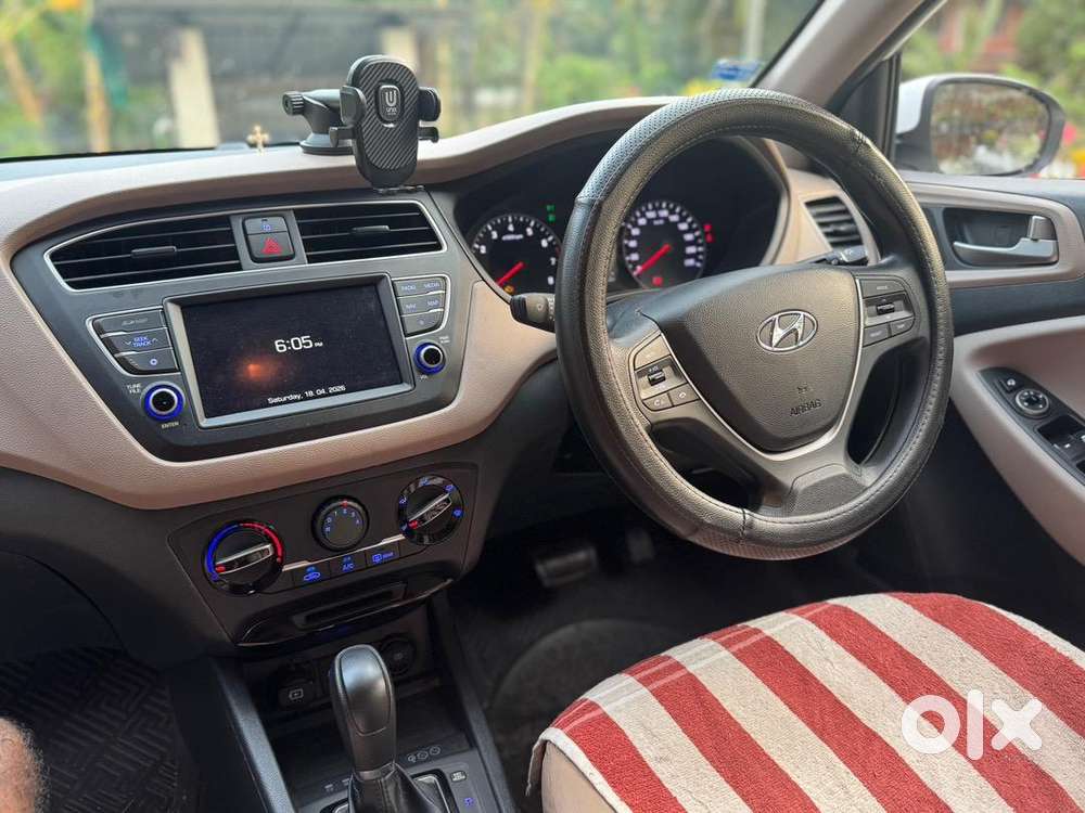Hyundai I20 2019 31,000 Km Driven Petrol Automatic