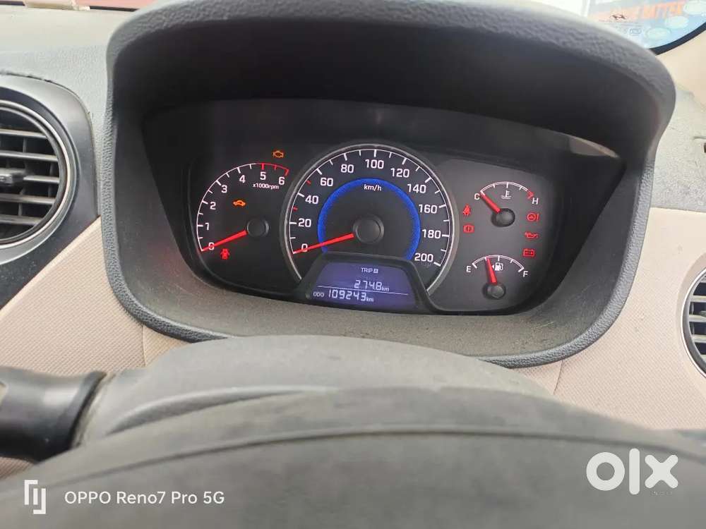 Hyundai Grand I10 Sportz 2015