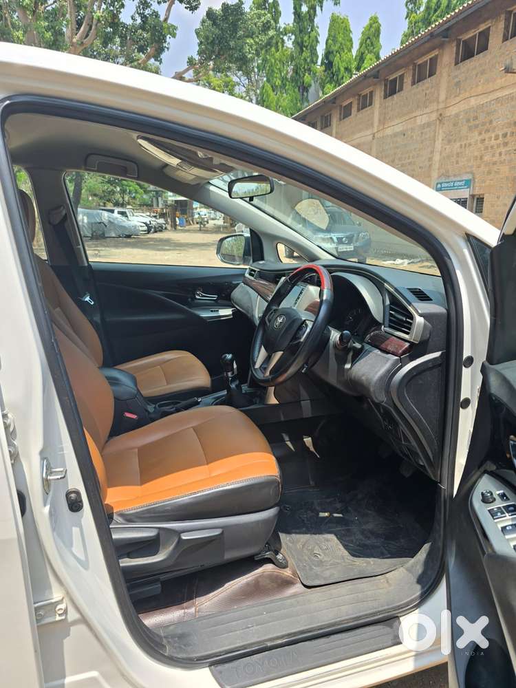 Toyota Innova Crysta 2.4 V 7 Str, 2022, Diesel