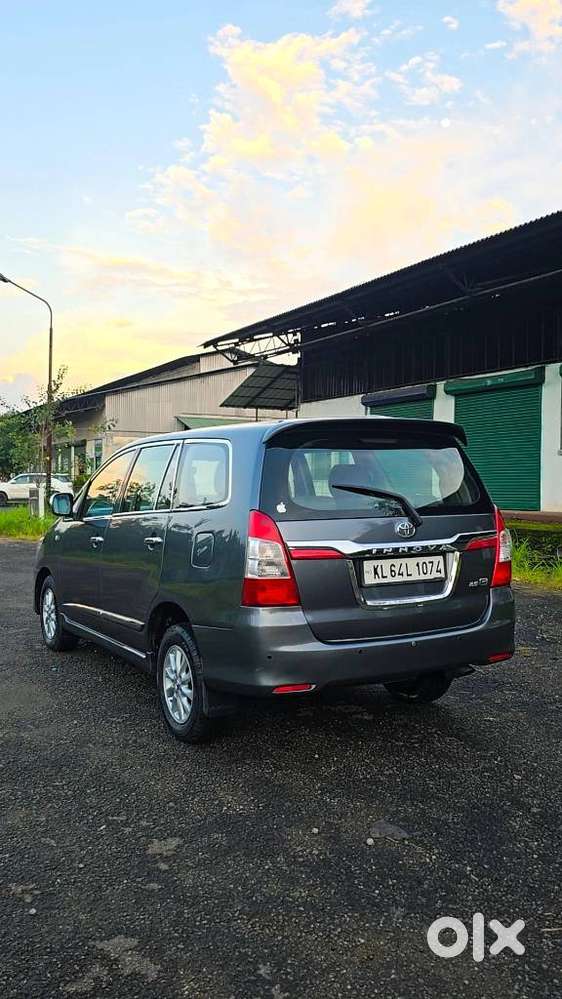 Toyota Innova 2.5 G (diesel) 7 Seater, 2015, Diesel