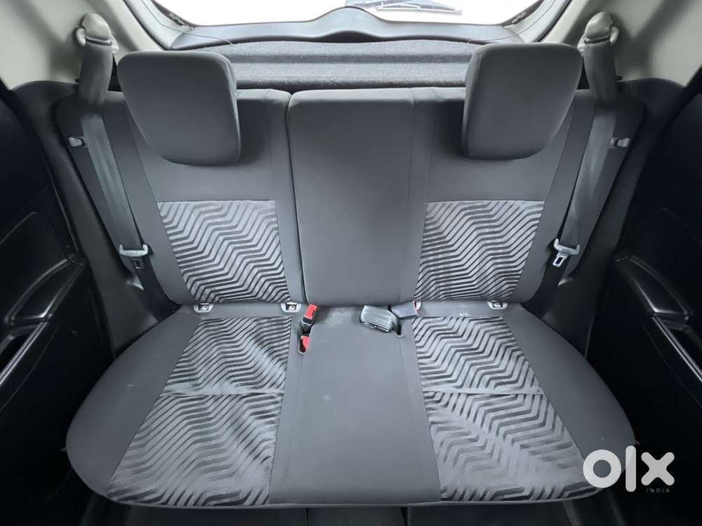 Maruti Suzuki Swift Amt Zxi, 2018, Petrol