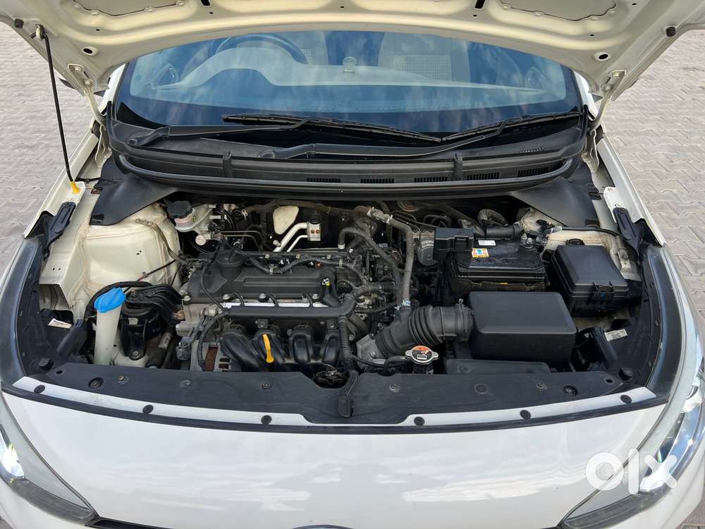 Hyundai Elite I20 Asta (o) 1.2 Ivt, 2019, Petrol