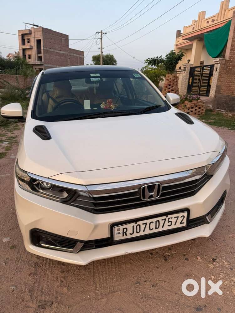 Automatic Top Honda Amaze Vx
