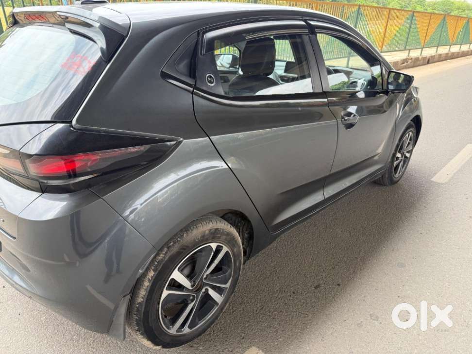 Tata Altroz Xz Plus (s), 2023, Petrol