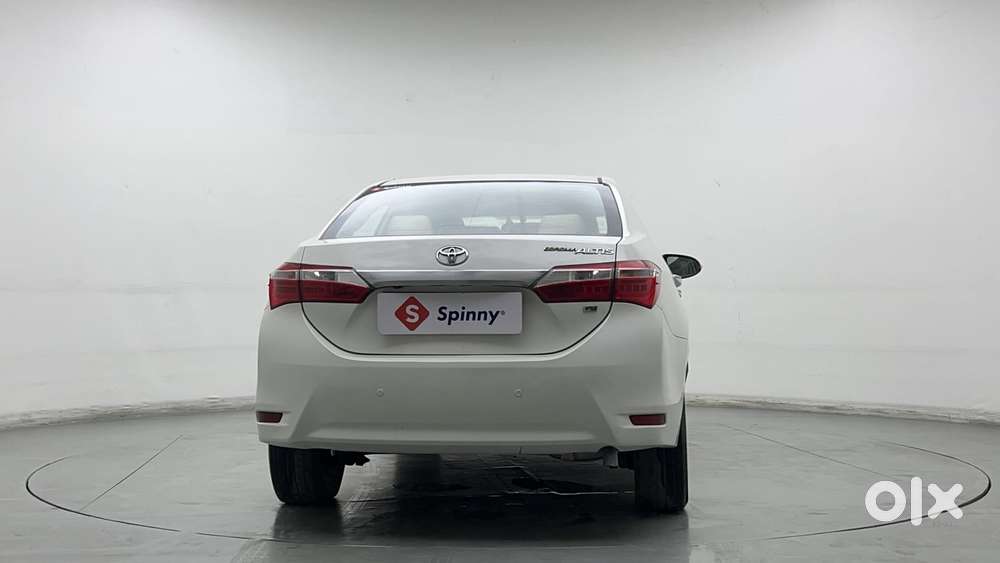 Toyota Corolla Altis 2013-2017 Vl At, 2016, Petrol