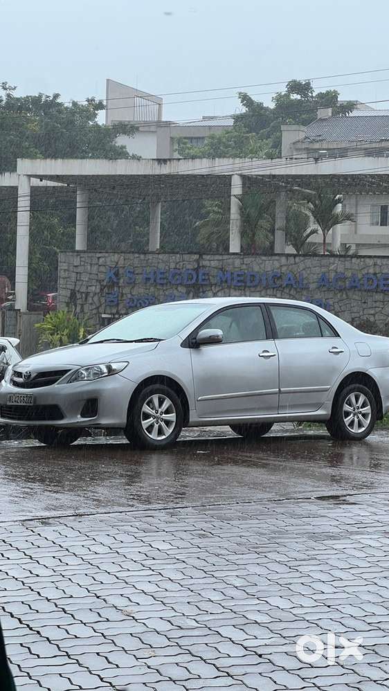 Toyota Corolla Altis 2012 Diesel Manual