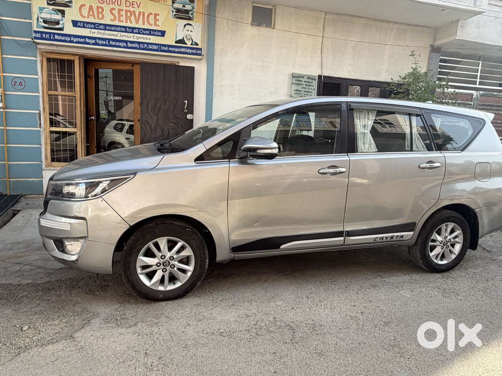 Toyota Innova Crysta 2.4 V 8 Str, 2016, Diesel