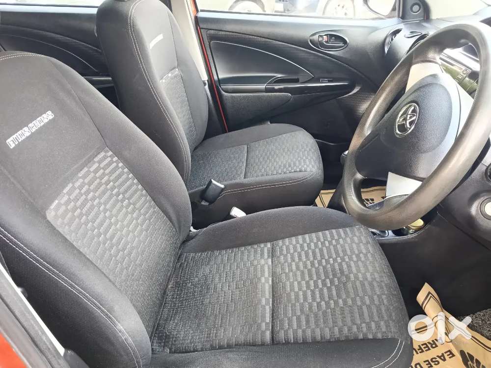 Toyota Etios Cross 1.2 Petrol 2015