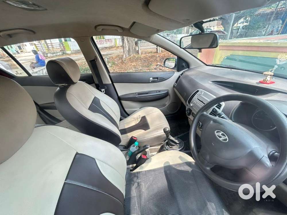 Hyundai Car 2010 Model