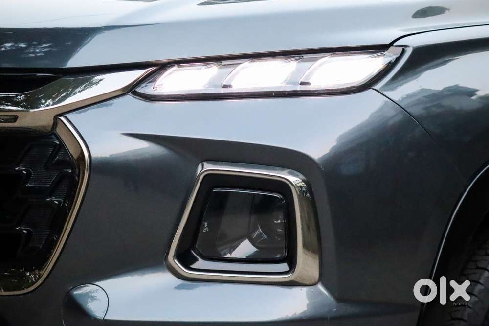 Maruti Suzuki Grand Vitara 1.5 Alpha Plus Intelligent Hybrid Ecvt, 2..