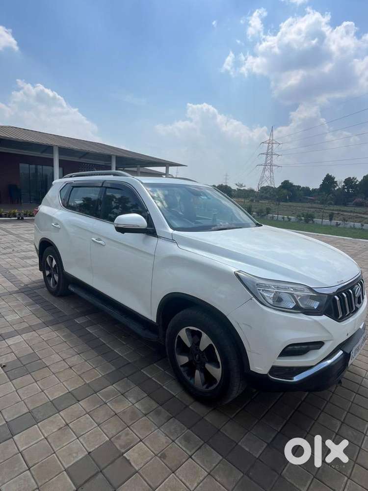 Mahindra Alturas G4 2020 Diesel Well Maintained