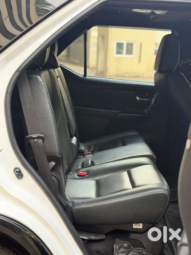 Toyota Fortuner 4x2 Mt 2.8 Diesel, 2024, Diesel