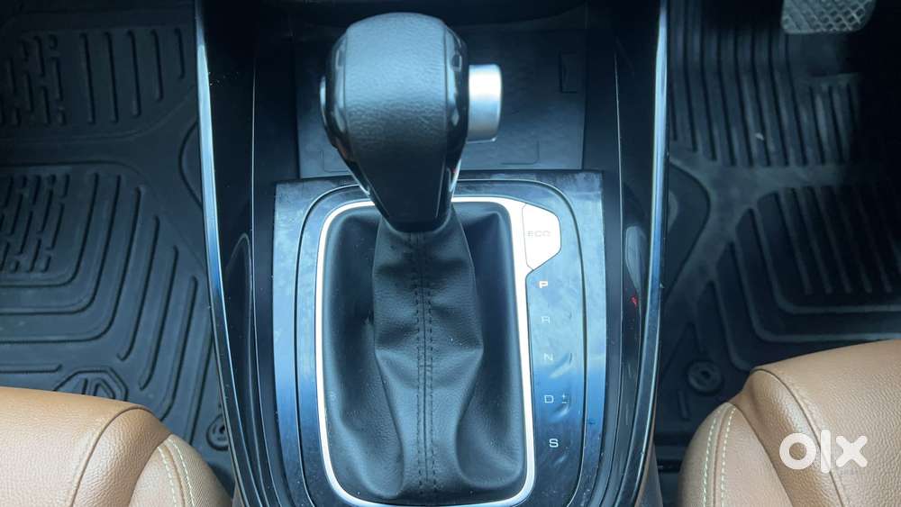 Mg Hector Plus 1.5 Sharp Turbo Cvt 6 Str, 2022, Petrol