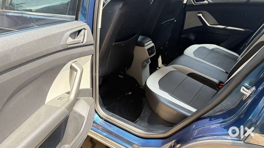 Volkswagen Taigun 1.0 Tsi Topline At, 2024, Petrol