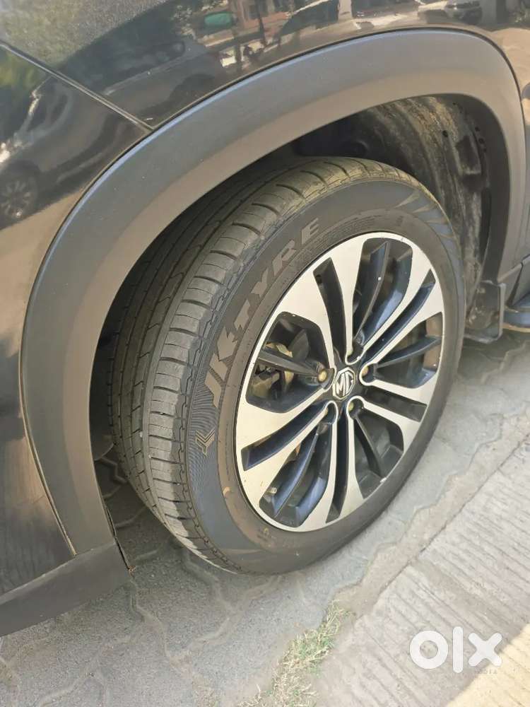Mg Hector Plus 2022 Diesel 84000 Km Driven
