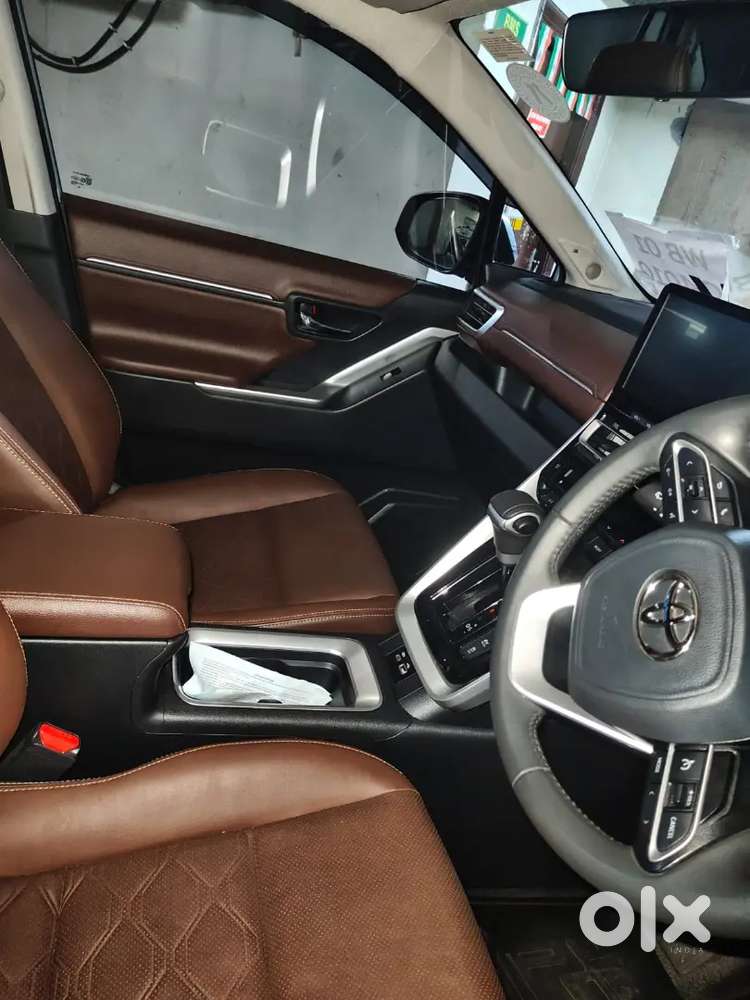 Innova Hycross Hybrid Zx 2025(whatsapp Only)