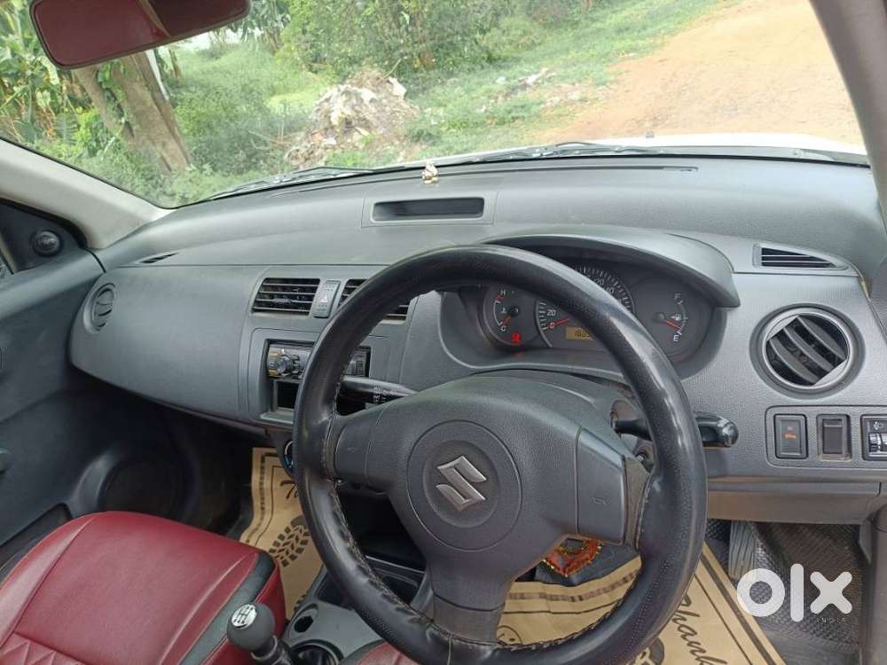 Maruti Suzuki Swift Dzire Tour Ldi, 2016, Diesel