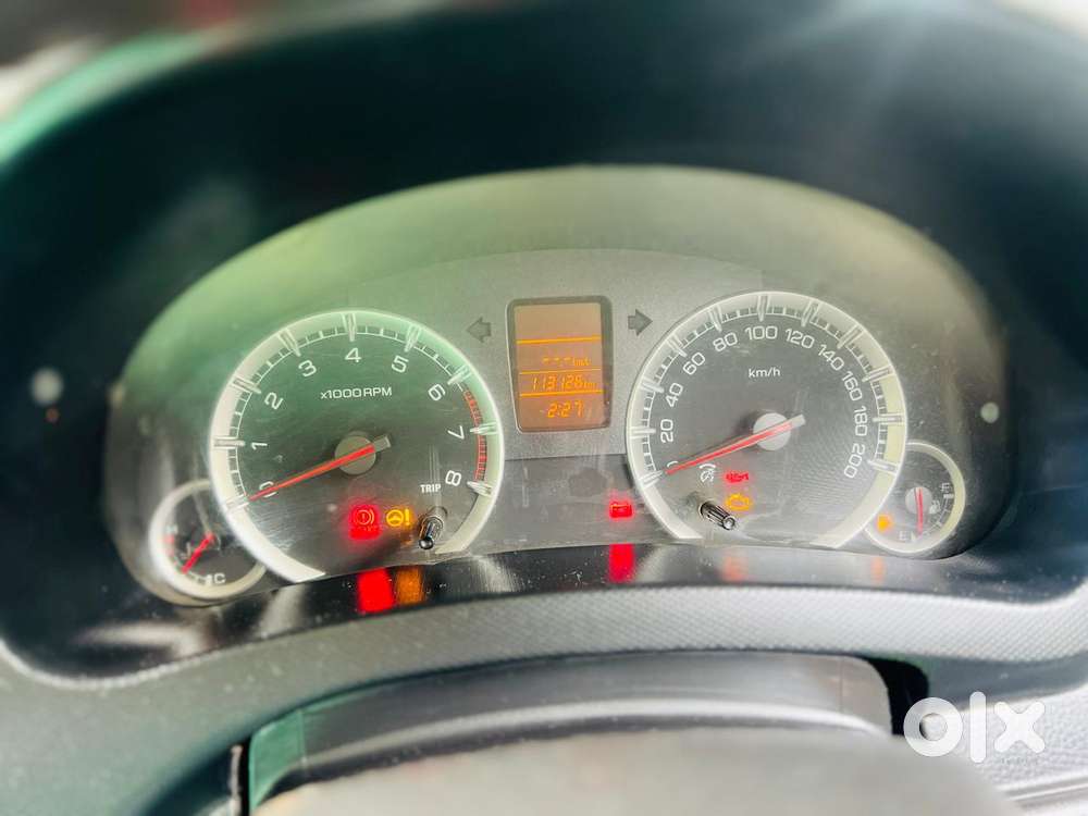 Maruti Suzuki Swift Vxi + Manual, 2014, Petrol