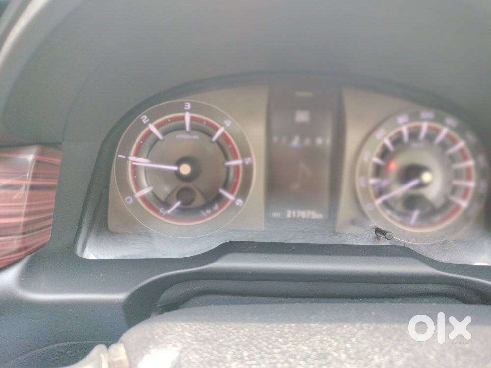 Toyota Innova Crysta Touring Sport 2.4 Mt, 2017, Diesel