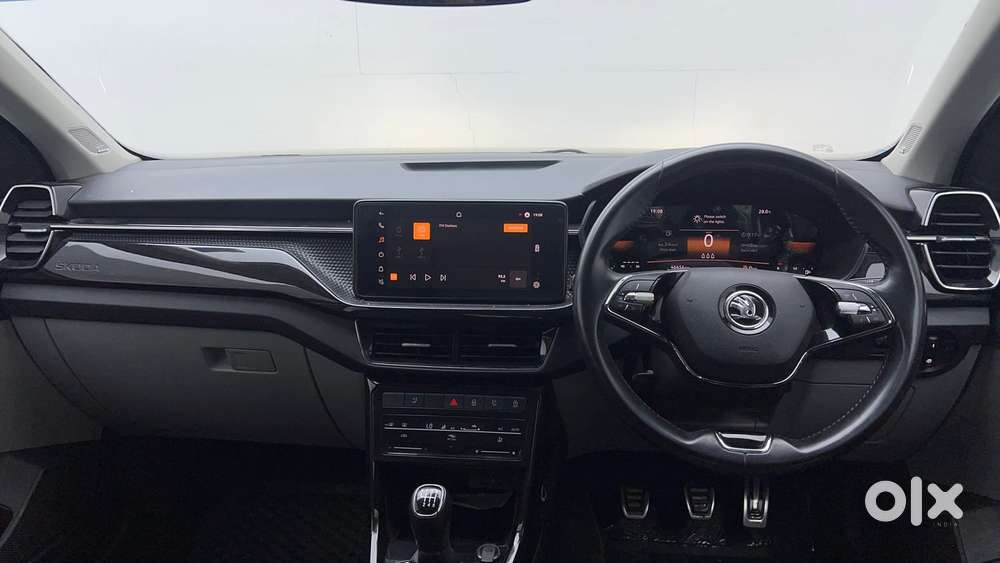 Skoda Kushaq Style 1.0l Tsi Mt, 2023, Petrol