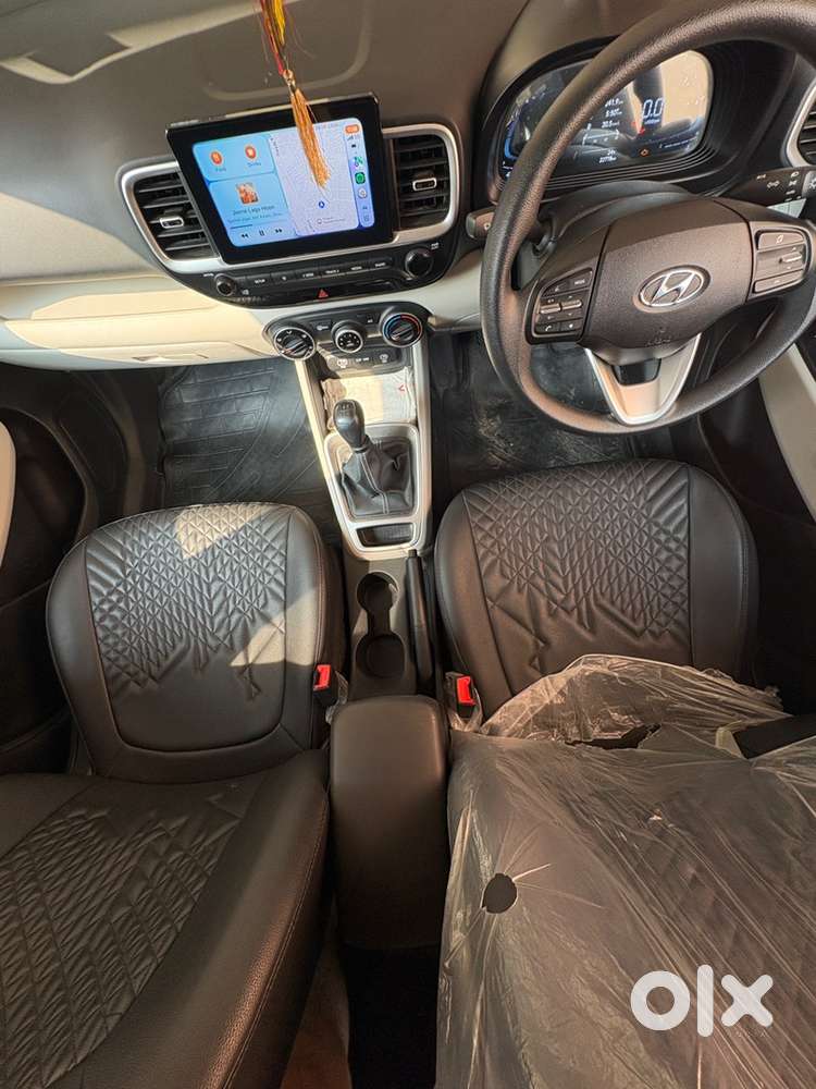 Hyundai Venue Petrol 2021