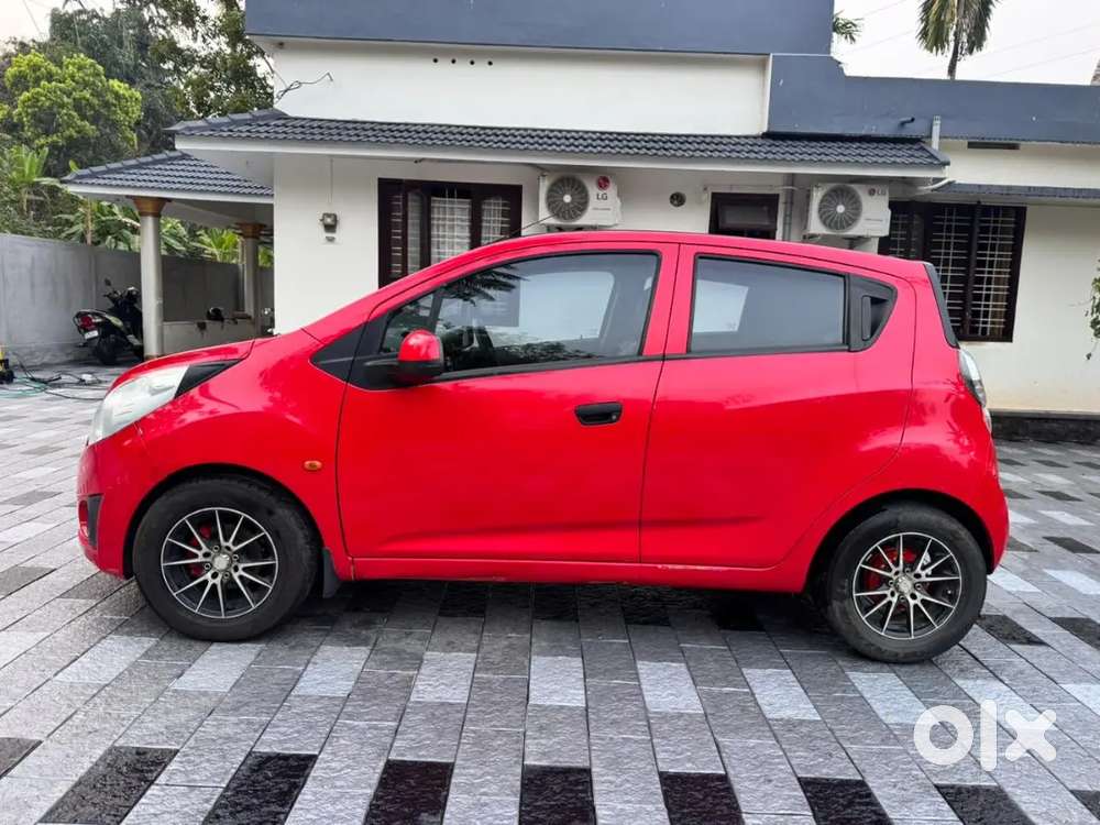 Chevrolet Beat 2011 Petrol Well Maintained And Paper Upto 2031