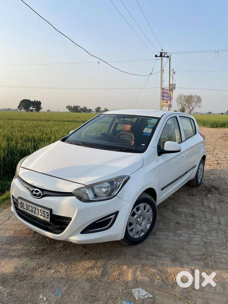 Hyundai I20 Magna Petrol 2012