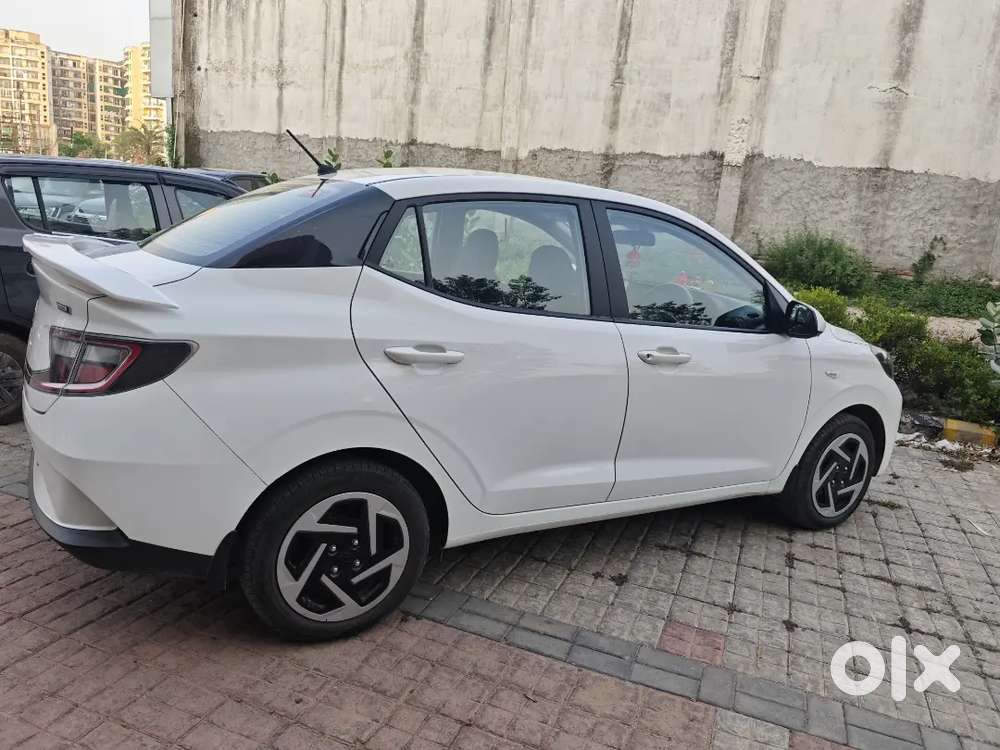 Hyundai Aura Sx 2025