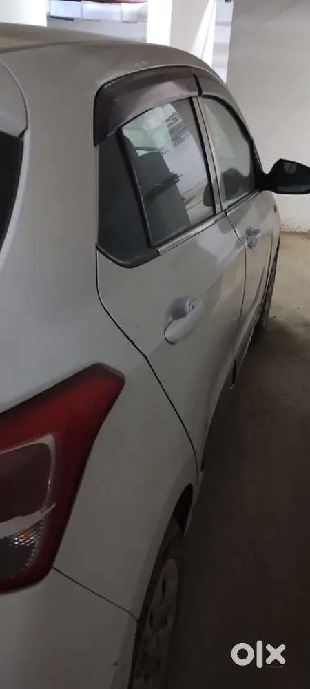 Hyundai Grand I10 2018 Petrol 150000 Km Driven