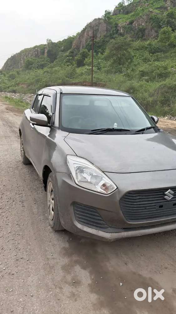 Maruti Suzuki Swift Vxi 2020