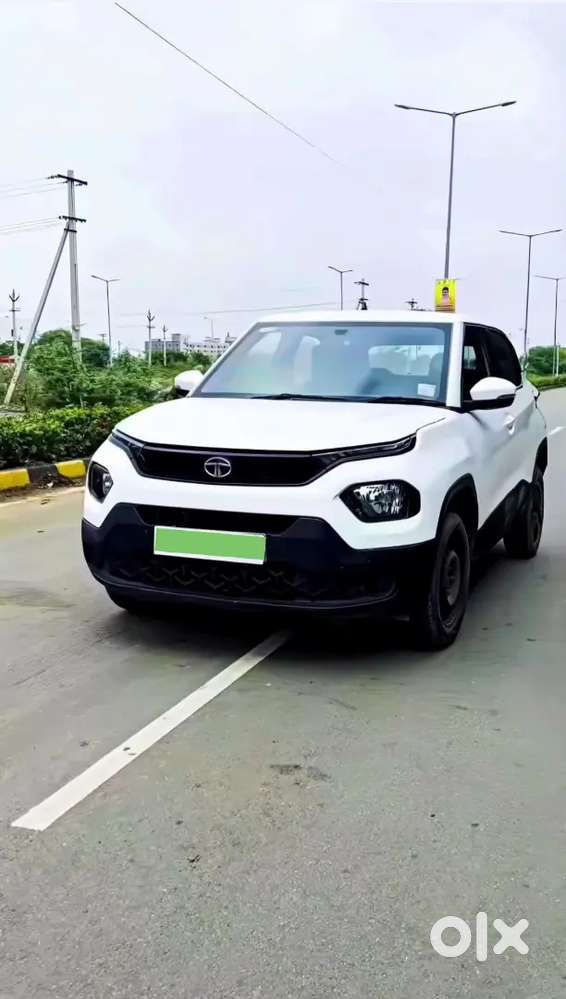 Tata Punch 2025 Cng & Hybrids 15000 Km Driven