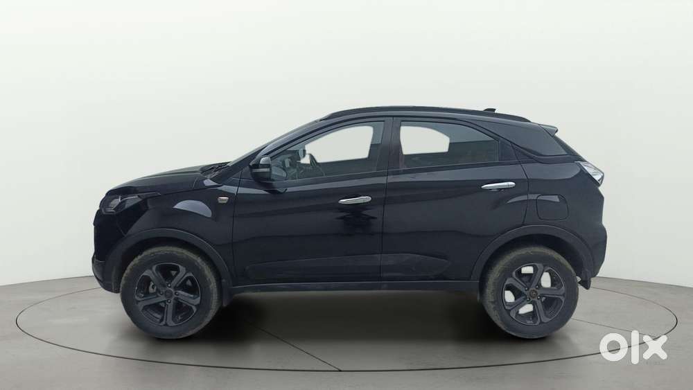 Tata Nexon 1.5 Revotorq Xza Plus Luxs Red Dark Edition Amt, 2023, Di..