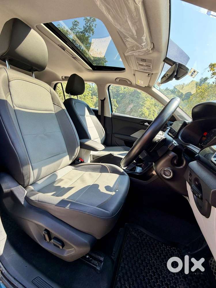 Skoda Kushaq 1.0 Tsi Style At (6 Airbags), 2024, Petrol