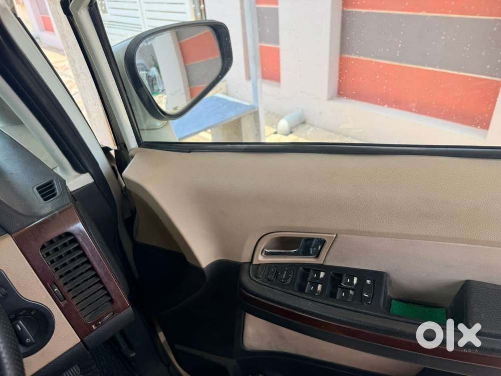 Tata Aria 7 Seater (innova Size Family Suv) - Well Maintained