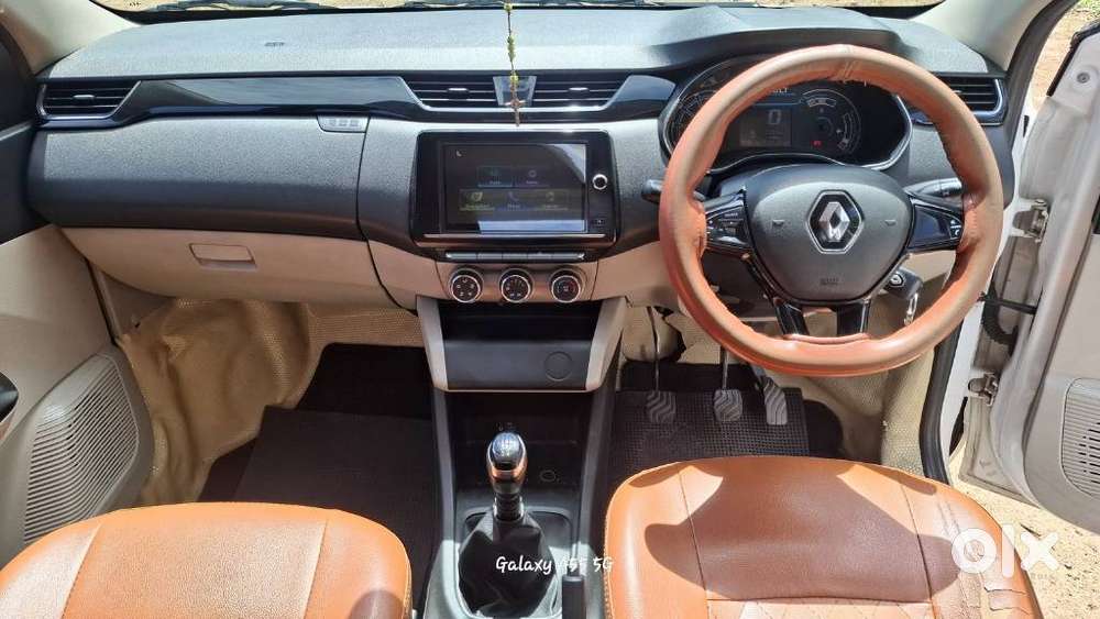 Renault Triber Rxt, 2021, Petrol