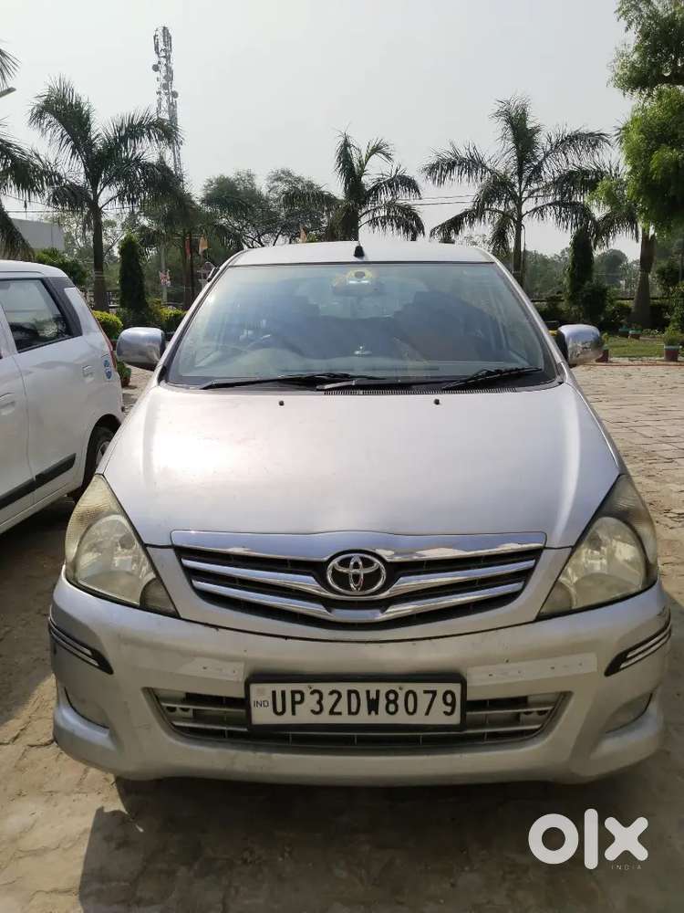 Toyota Innova 2011 Diesel Well Maintained