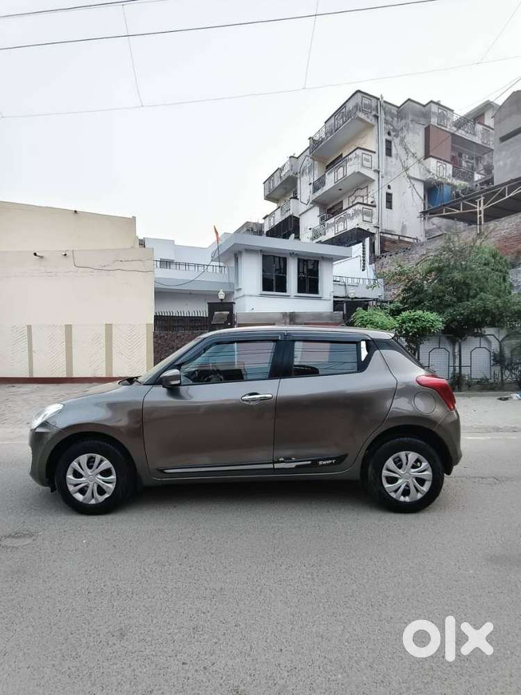 Maruti Suzuki Swift Vxi + Manual, 2020, Petrol
