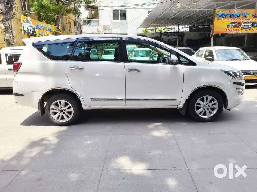 Toyota Innova Crysta 2.4 G Mt 8s, 2020, Diesel
