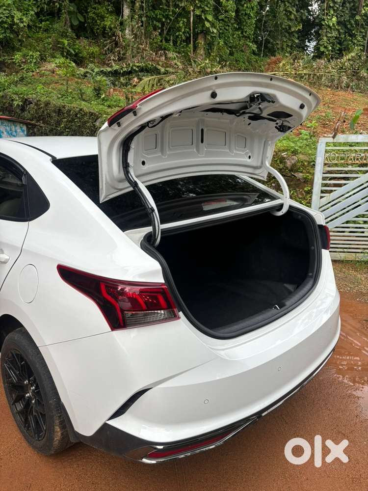 Hyundai Verna 1.5 S+2022 Model