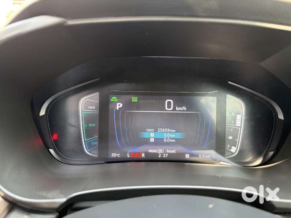 Maruti Suzuki Grand Vitara 1.5 Zeta Plus Intelligent Hybrid Ecvt, 20..