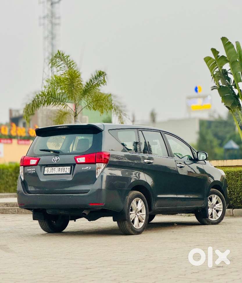 Toyota Innova Crysta 2.8z Automatic, 2016, Diesel