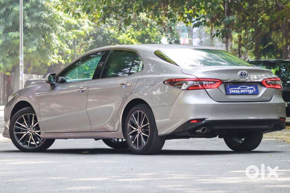 Toyota Camry Hybrid, 2024, Petrol