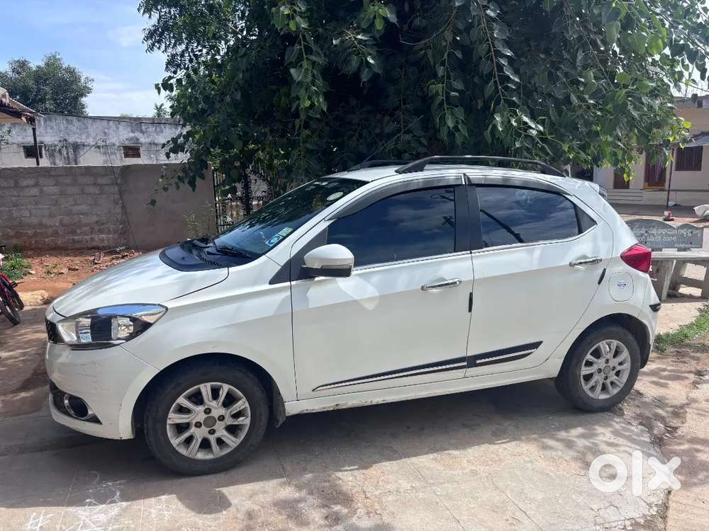 Tata Tiago 2018 Revotron