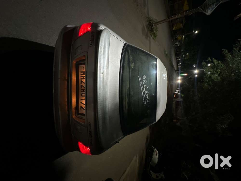Maruti Suzuki Esteem 2005