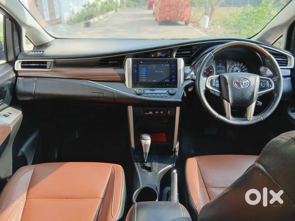 Toyota Innova Crysta 2.8 Z, 2016, Diesel