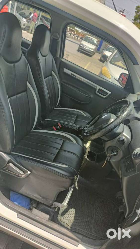 Maruti Suzuki S-presso Vxi, 2024, Petrol