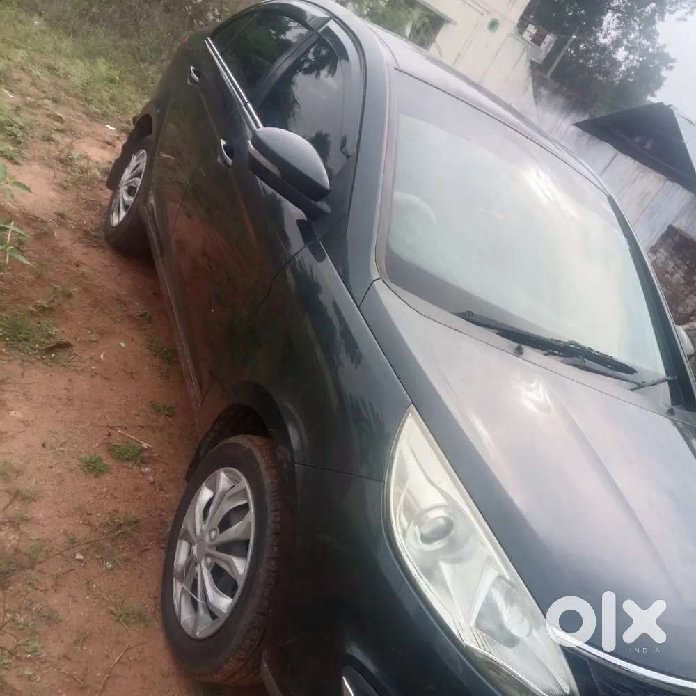 Tata Zest 2016 Petrol 75000 Km Driven Company Service