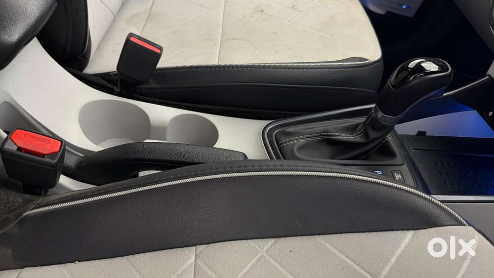 Hyundai New I20 1.2 Asta (o) Ivt, 2025, Petrol