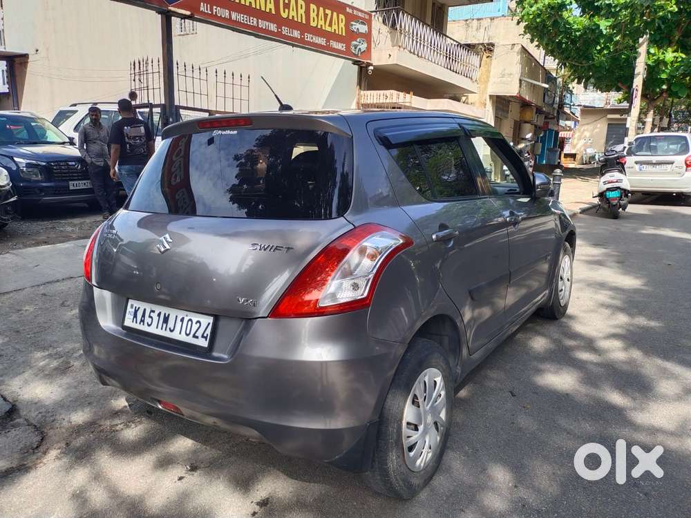 Maruti Suzuki Swift Vxi Deca, 2016, Petrol
