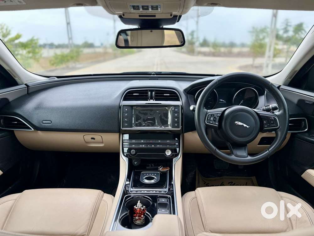 Jaguar Xe 2.0l Diesel Portfolio, 2017, Diesel